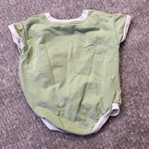 Cat & Jack Baby Happy Camper Graphic Romper 3–6 Months Green - Picture 3 of 5